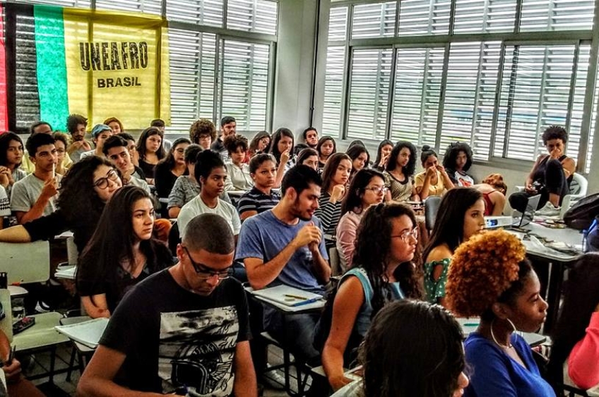 Cursinhos populares têm até o dia 4 de março para solicitar apoio federal