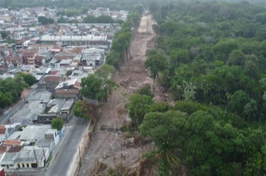 Juiz determina paralisação das obras de duplicação da Rua da Marinha