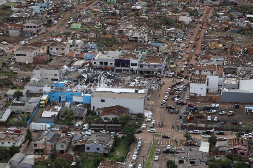 Tornado Devasta Rio Bonito do Iguaçu (PR): cinco mortes foram confirmadas