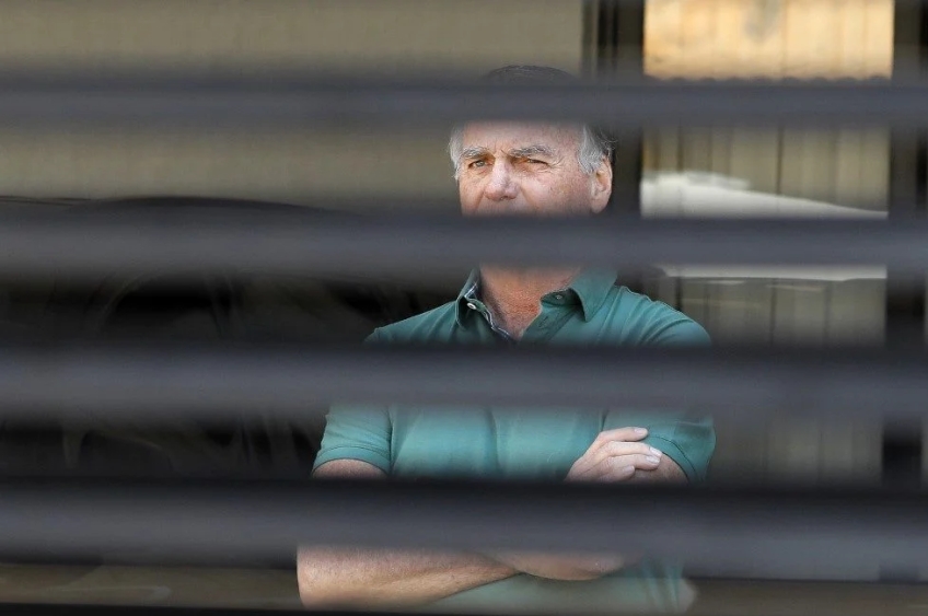 Defesa de Bolsonaro diz que soube de vídeo de Eduardo após intimação de Moraes