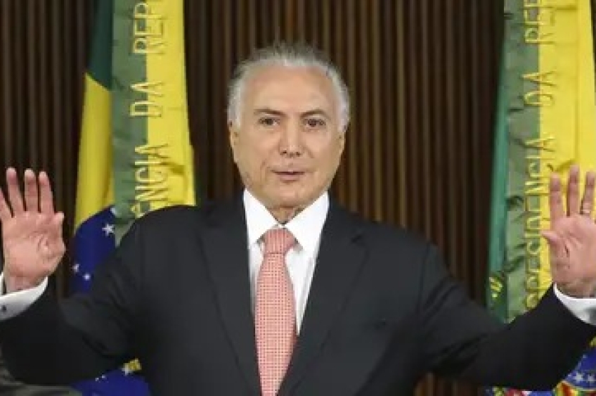 'Eu saí da vida pública', afirma Temer após rumores de ser vice de Bolsonaro