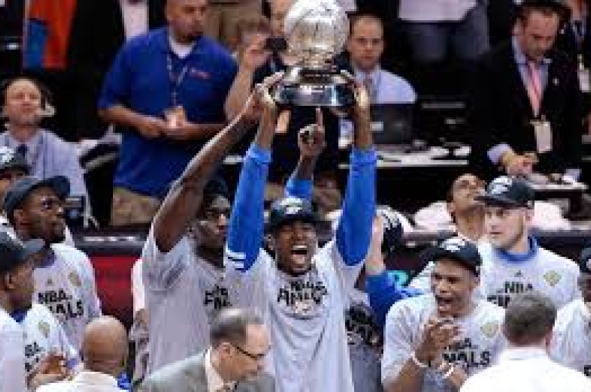 OKC vence quinto jogo contra equipe do Timberwolves é vai a final da NBA