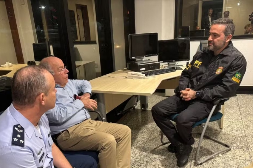 Itamaraty pedirá explicações aos EUA sobre tratamento de brasileiros deportados algemados