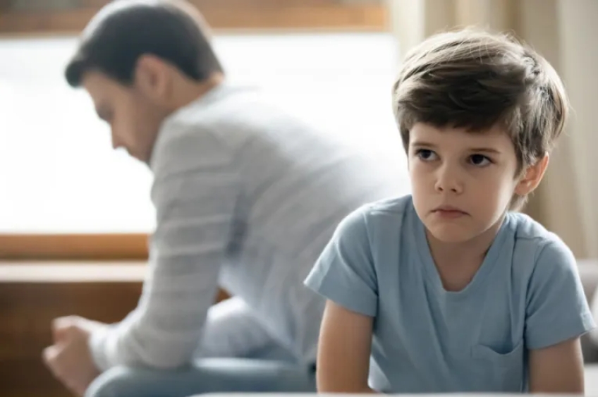 Abandono afetivo: nova lei consolida indenização para filhos de pais omissos