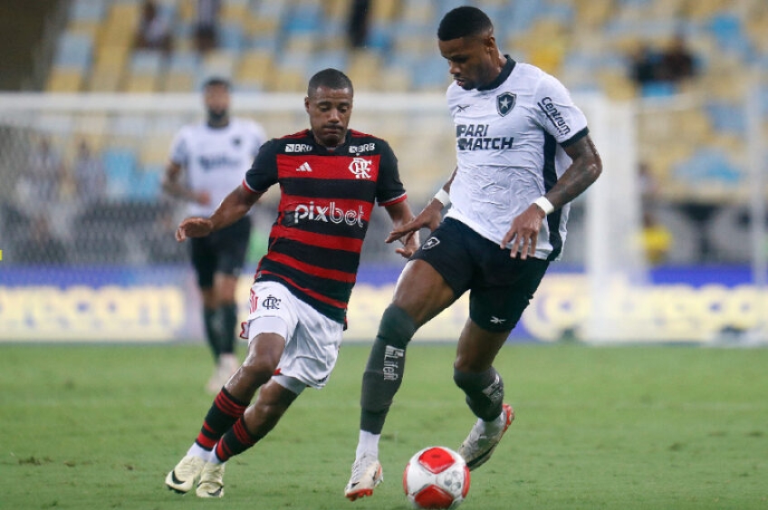 Estacionamento para Flamengo x Botafogo gera polêmica com preços elevados