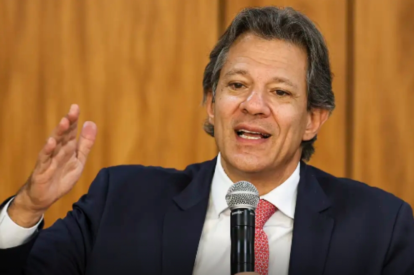 Mesmo com bloqueio de R$ 6 Bilhões, Haddad garante continuidade do programa Pé-de-Meia