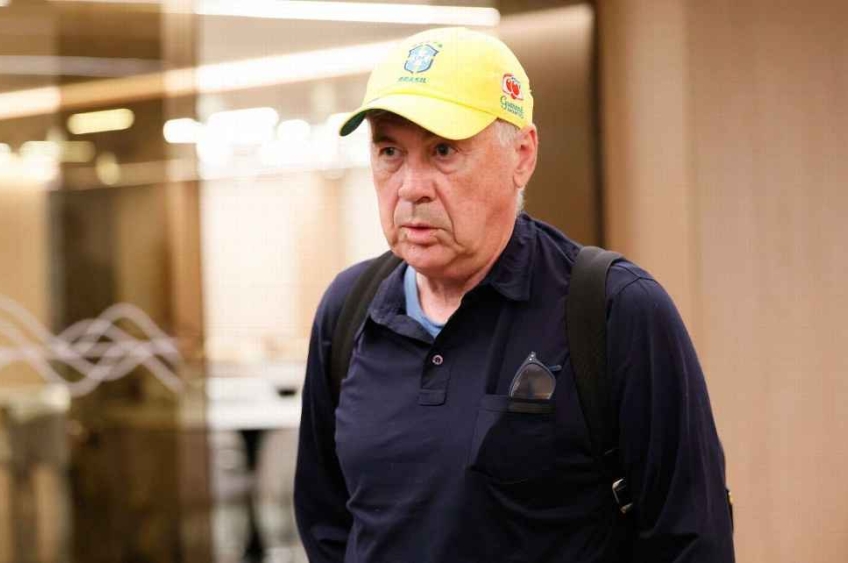 Ancelotti desembarca no Brasil para iniciar trajetória à frente da Seleção