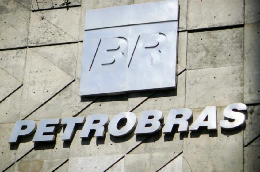 Petrobras fecha acordo para exportação de petróleo à Índia