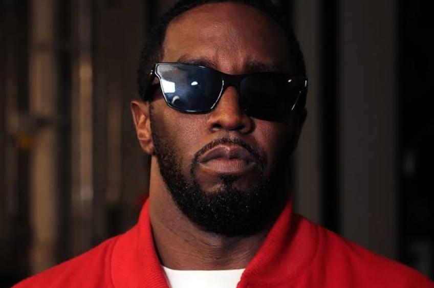 Ex-namorada de Diddy revela abusos do rapper e recebe apoio financeiro mesmo após rompimento