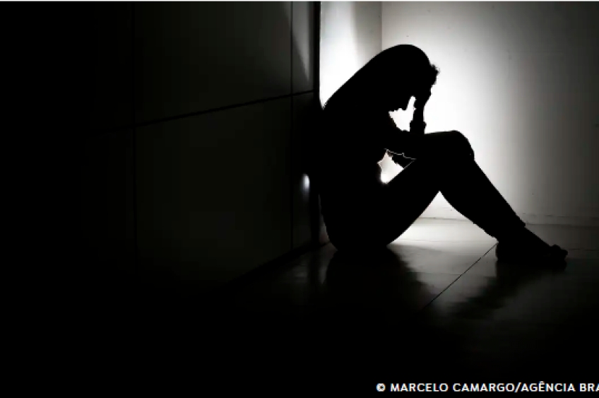 Pesquisa revela que 42% de mães cientistas apresentam sintomas de depressão