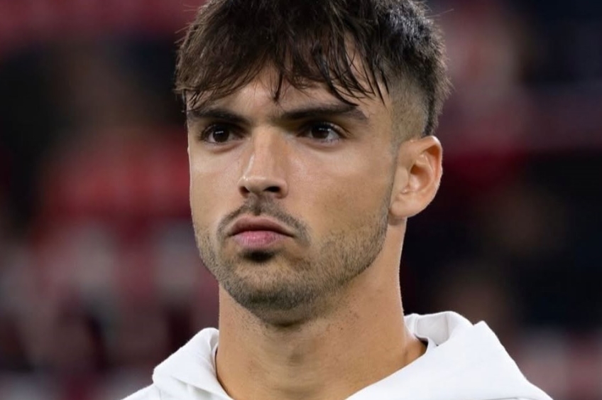 Justiça espanhola pede 4 anos de prisão para Raúl Asencio, zagueiro do Real Madrid, por divulgar vídeo de sexo com menor de idade