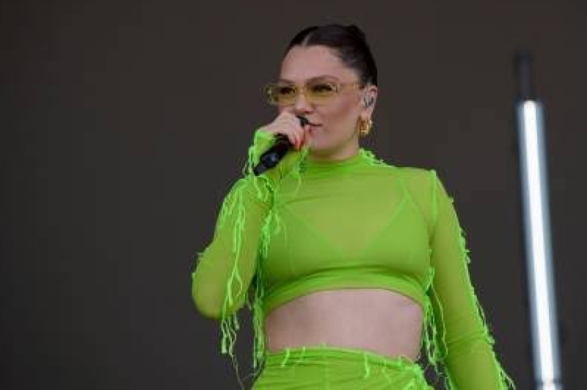 Dona do hit mundial “Bang Bang”, Jessie J anuncia pausa na carreira