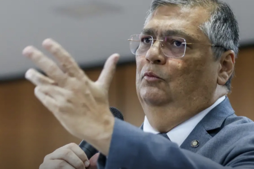 Flávio Dino decide liberar emendas parlamentares 