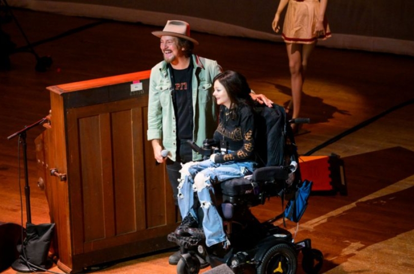 Matter of Time: novo documentário de Eddie Vedder aborda doença rara 